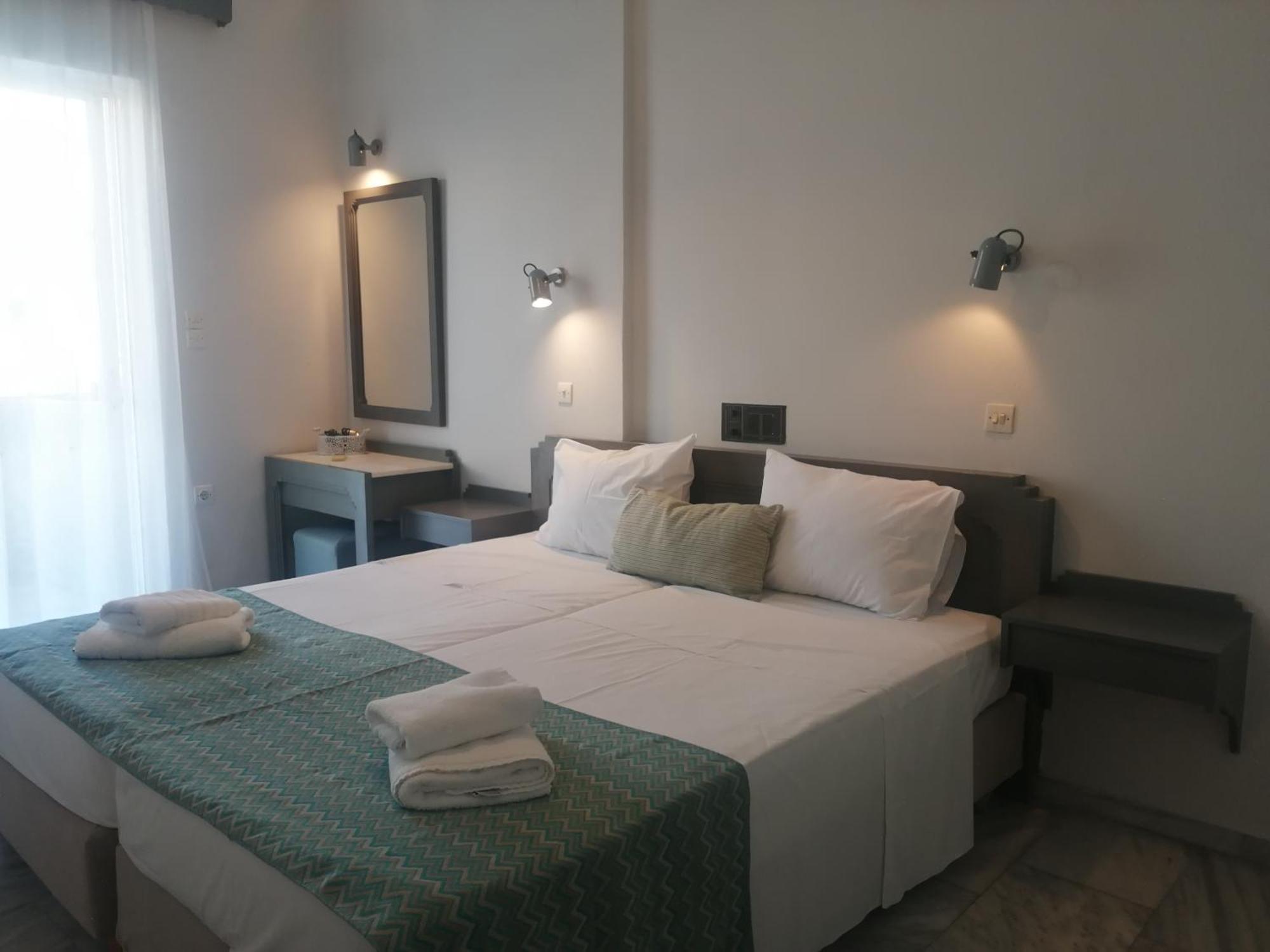 Mardinik Hotel Apartments Rétino Habitación foto